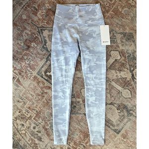 Wunder Under HR Tight 28” Jac